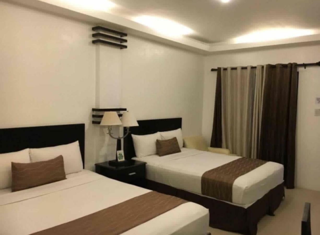 Chateau De Boracay Balabag  Exterior photo