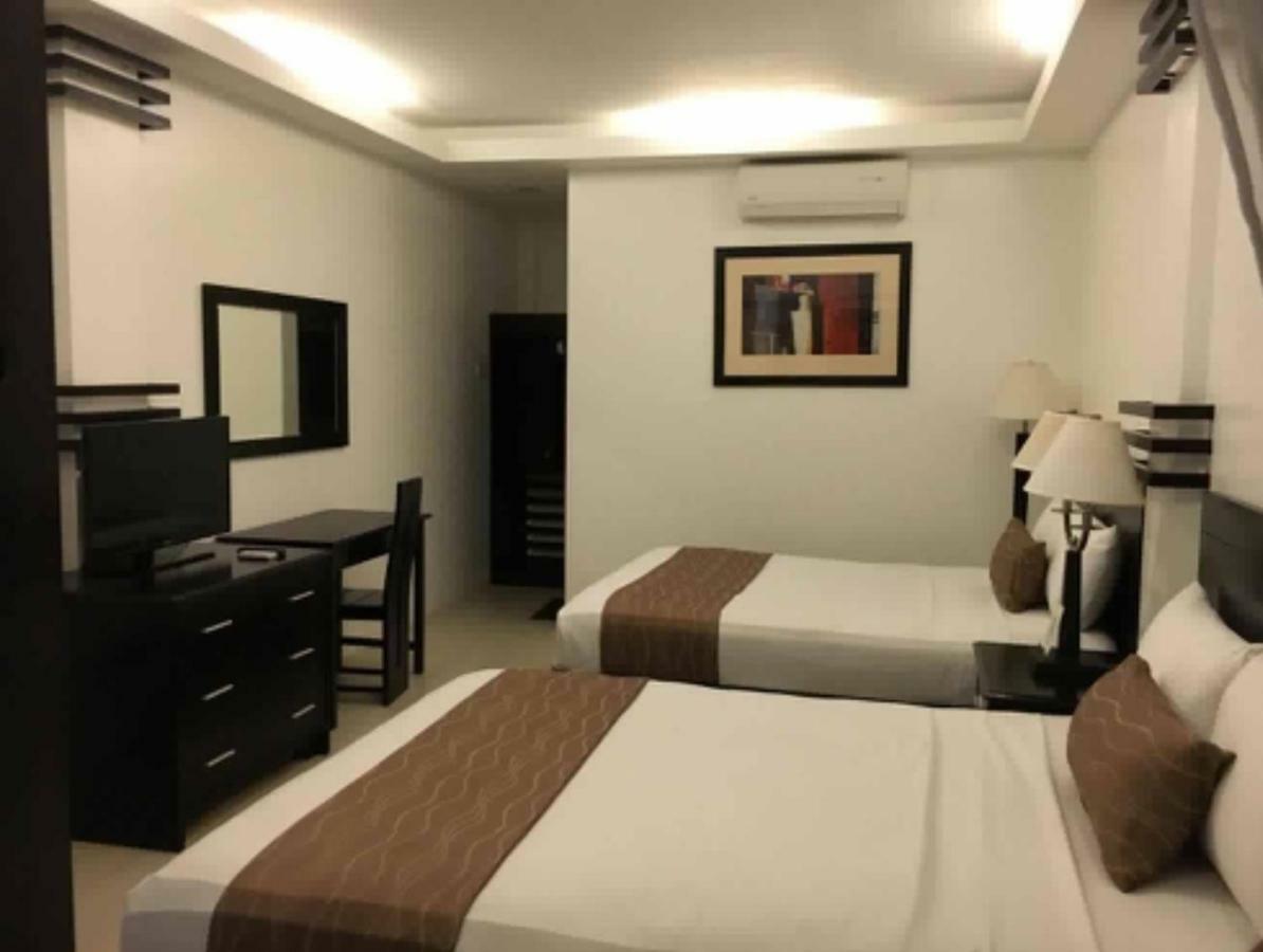 Chateau De Boracay Balabag  Exterior photo